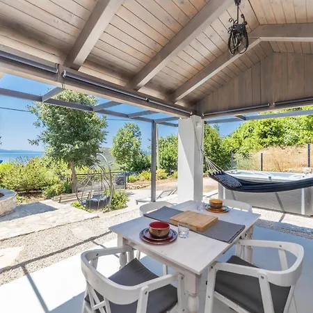 Сasa de vacaciones Kuca Kalma *