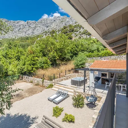 Kuca Kalma * Zaostrog