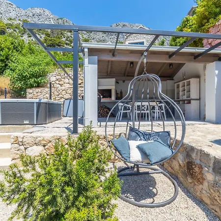 Kuca Kalma * Zaostrog