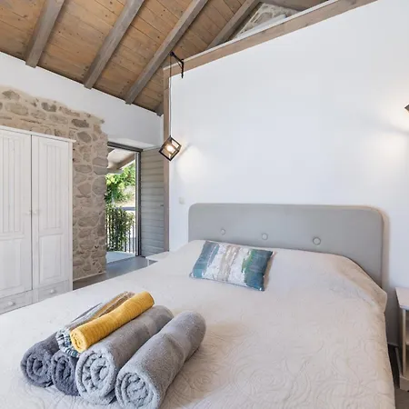 Kuca Kalma * Kovacic