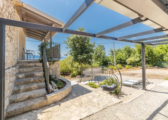 Kuca Kalma Holiday home Zaostrog